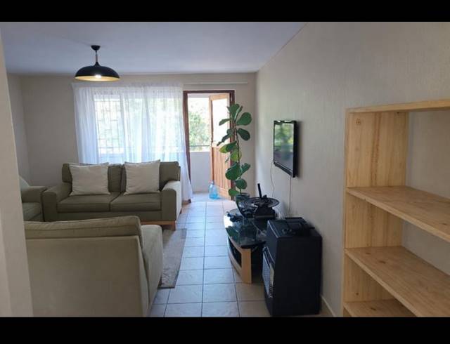 2 BEDROOM APARTMENT FOR SALE IN SUNNINGHILL